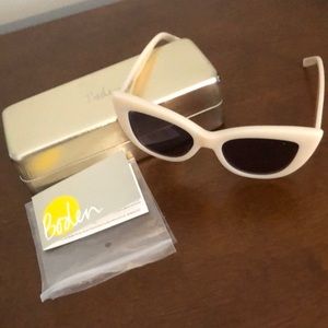 Boden Valencia sunglasses in eggshell. Dark lenses. In original box/packaging.